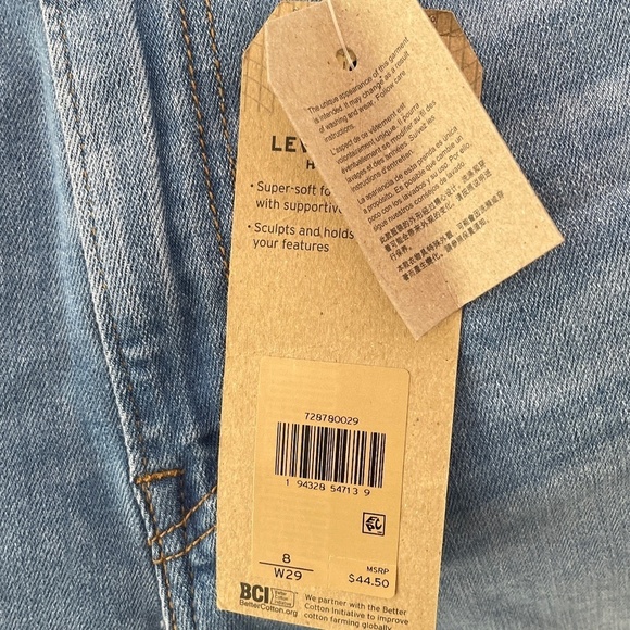NWT Levi's High Rise Jean Shorts Cutoff - Picture 6 of 10